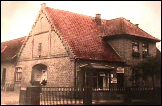 Luhrs House #32 - 1938