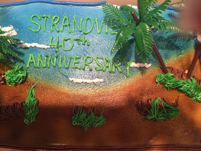 Strandview 40 Cake